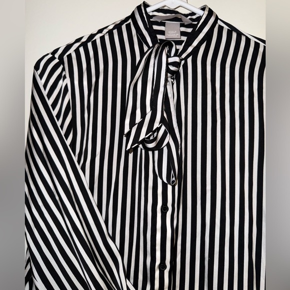 H&M Blouse - Picture 5 of 10